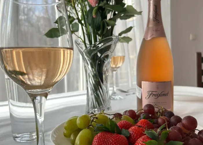 Casa Rea - Comfortable With Free Parking