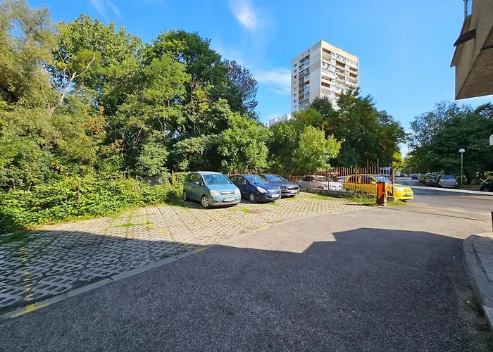 Apartment Casa Rea - Comfortable With Free Parking *